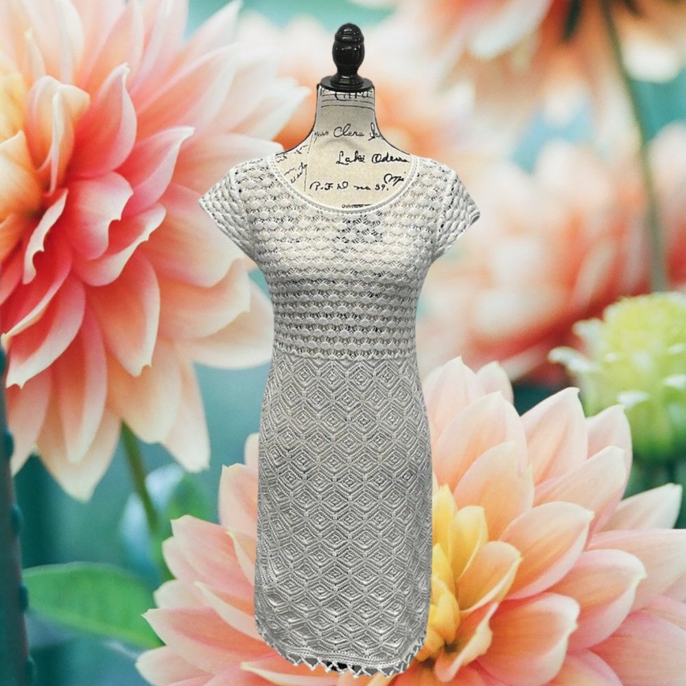 Lilly Pulitzer White Open Weave Crochet Cover Up Pullover Sun Beach Dress Size S